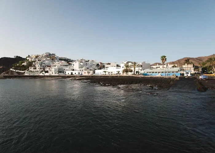 El Faro Las Playas